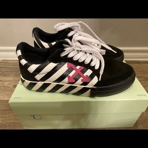 Off-White Sneakers